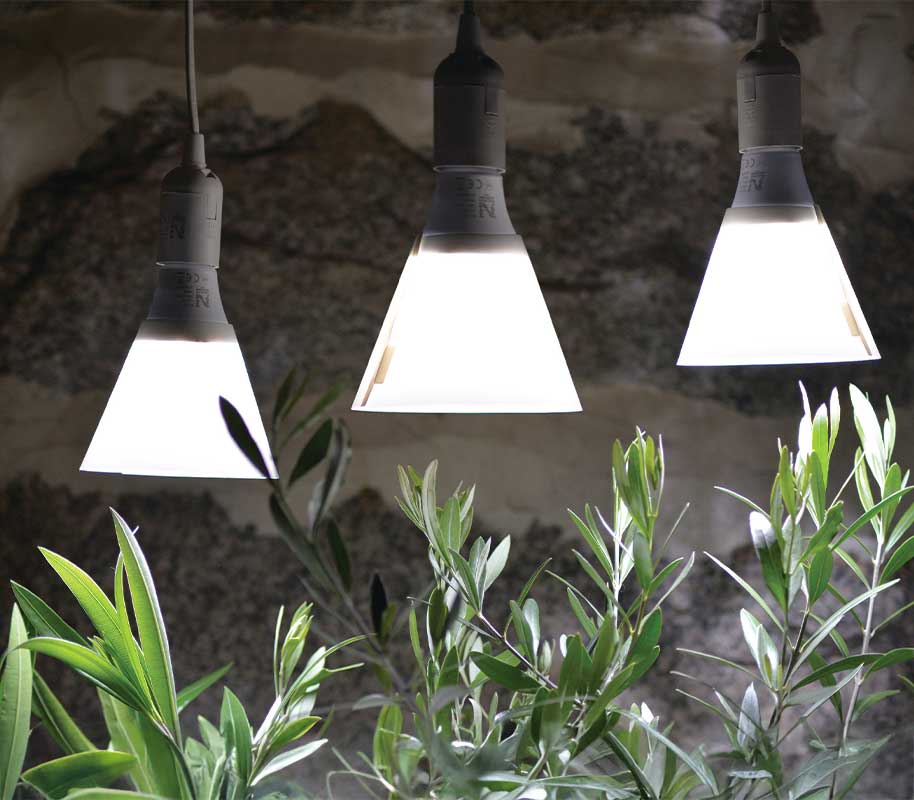 Plant Grow Light LED Lamp 15W with Reflector